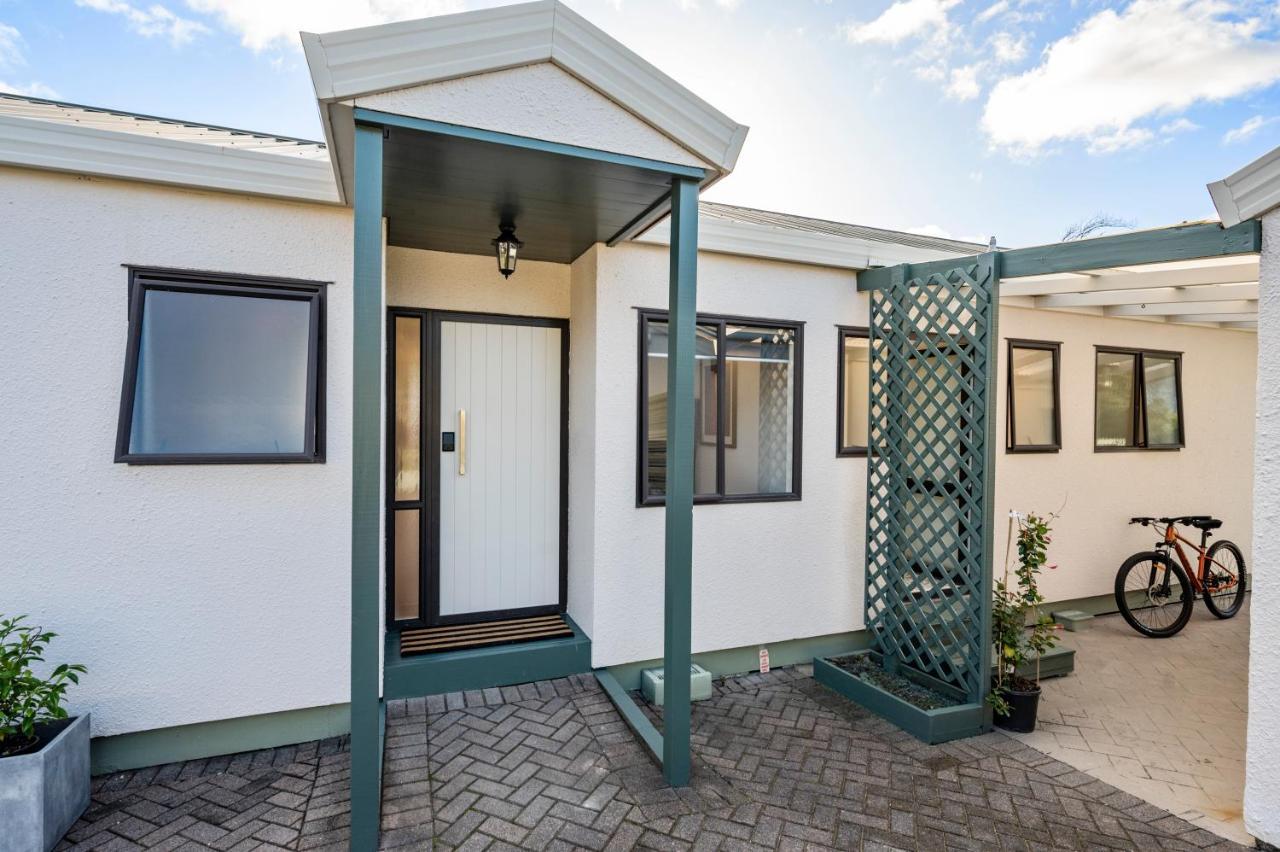 Family Perfect, Winter Getaway, Secure Yard, Parking, Mountain Bikes, Arcade Villa Rotorua Exteriör bild